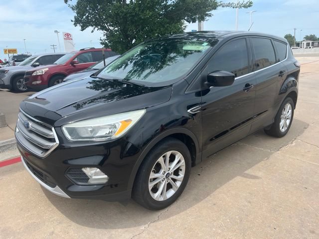 Used 2017 Ford Escape SE FWD image 25