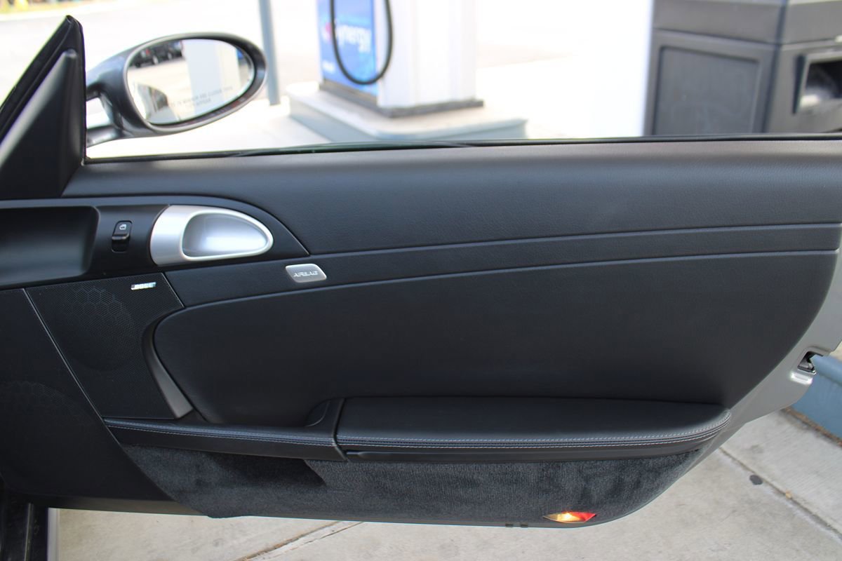Used 2008 Porsche Boxster S RWD image 32