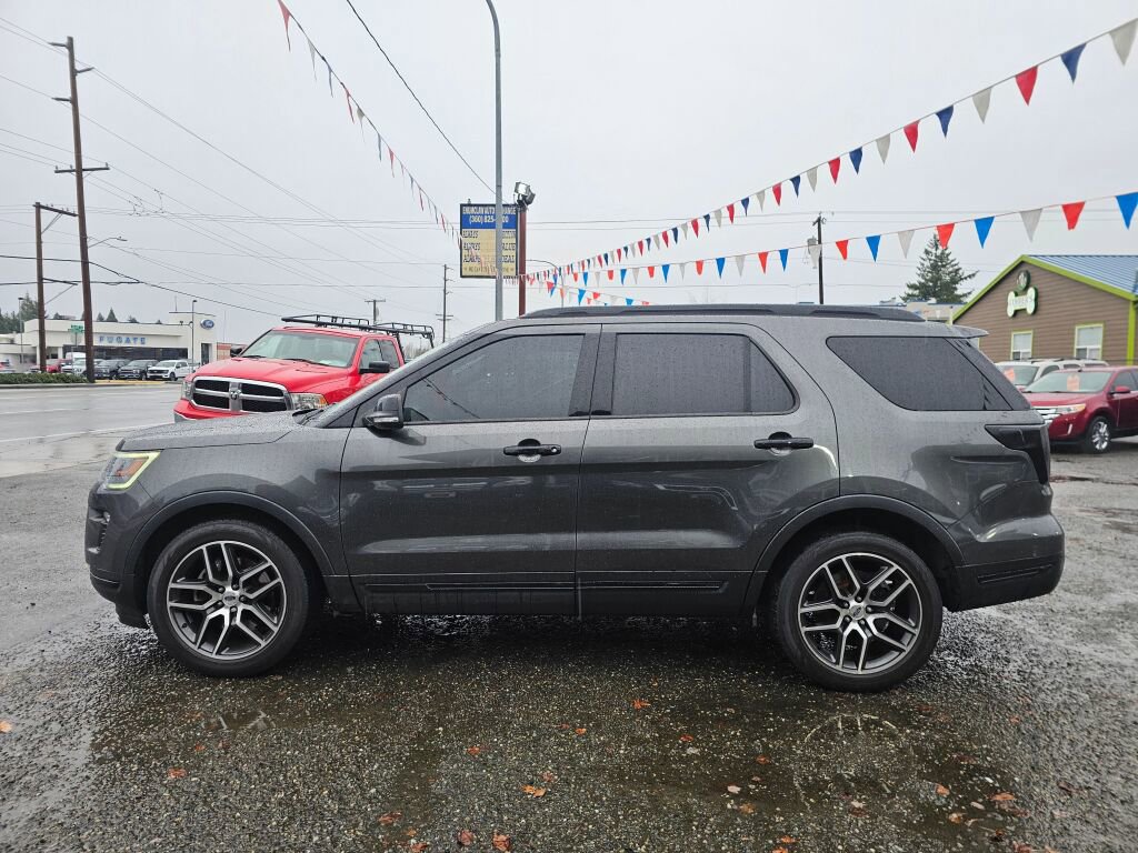 Used 2018 Ford Explorer Sport w/ Equipment Group 401A image 3