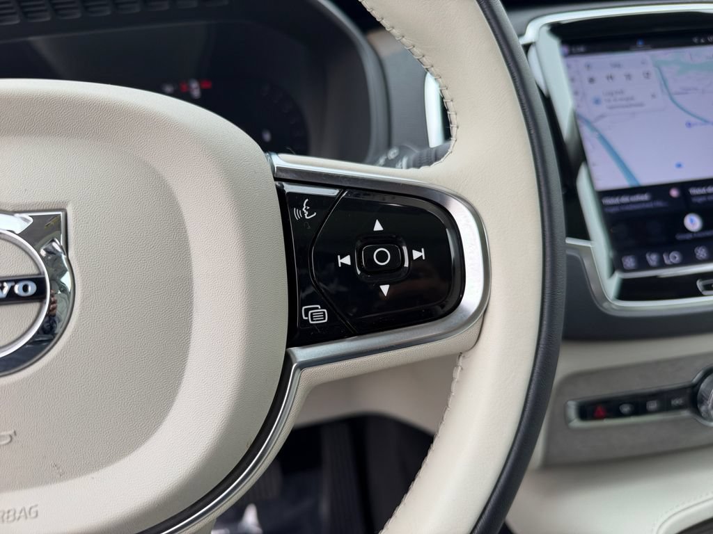 Certified 2023 Volvo XC90 B6 Plus AWD/4WD image 19