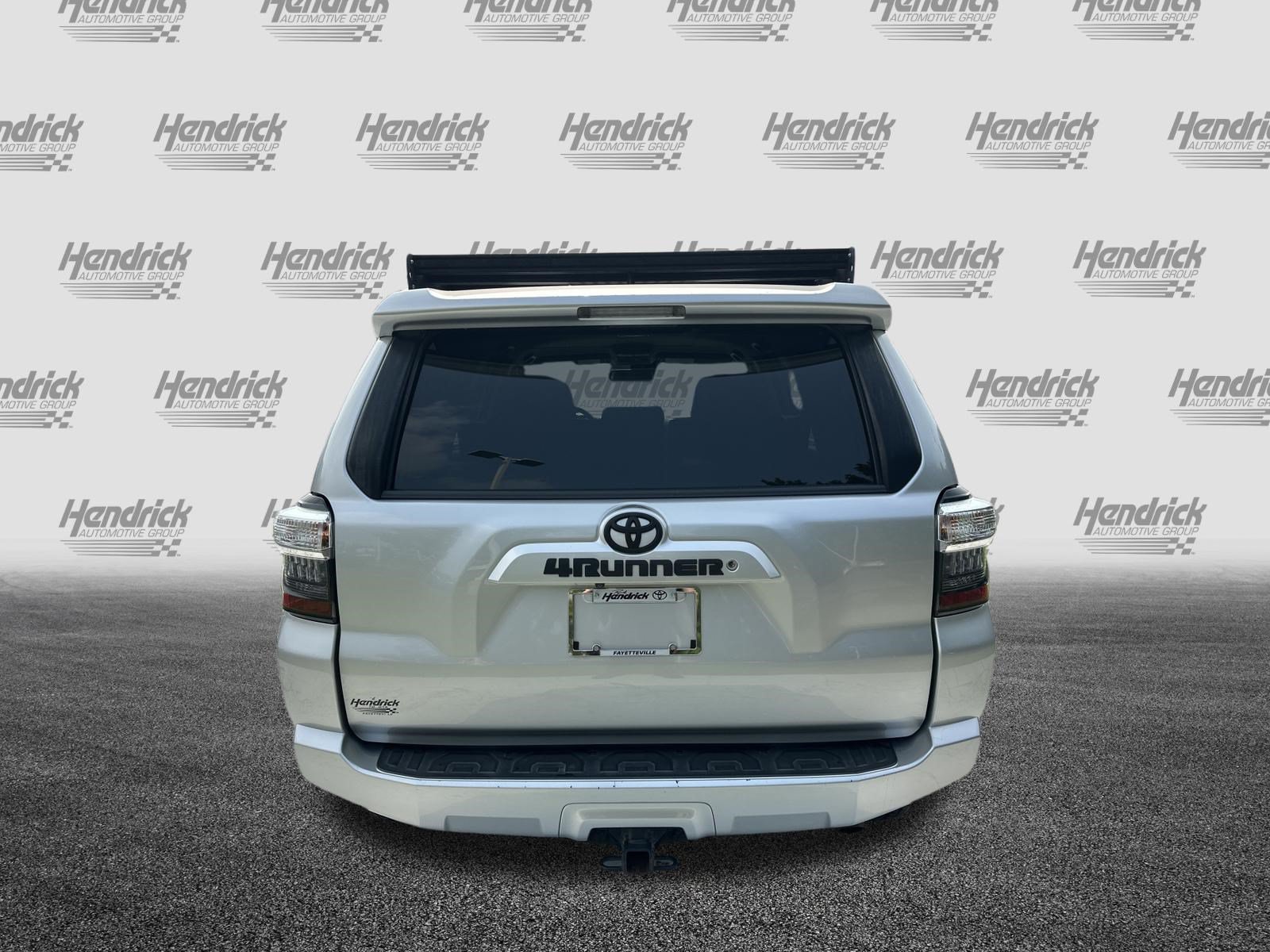 Used 2021 Toyota 4Runner SR5 AWD/4WD image 9