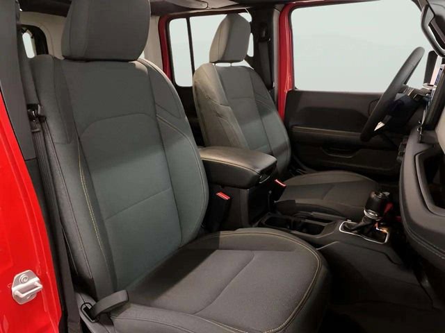 Used 2025 Jeep Wrangler Unlimited Sahara w/ Safety Group image 85