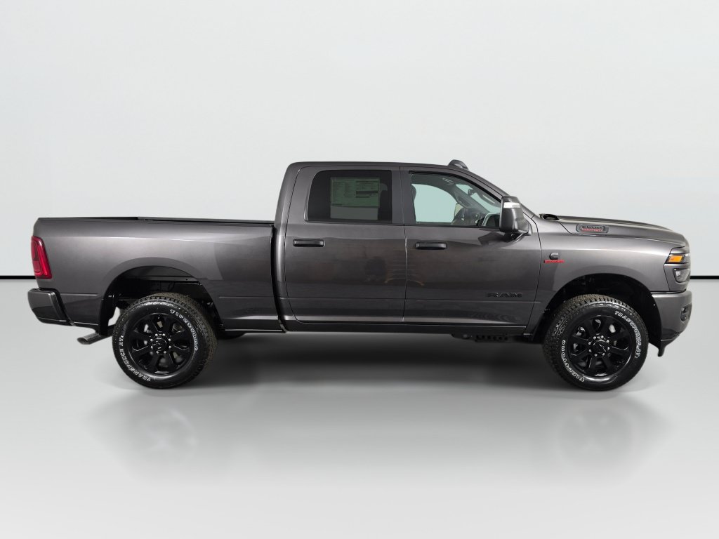 New 2026 RAM 3500 Big Horn AWD/4WD image 3