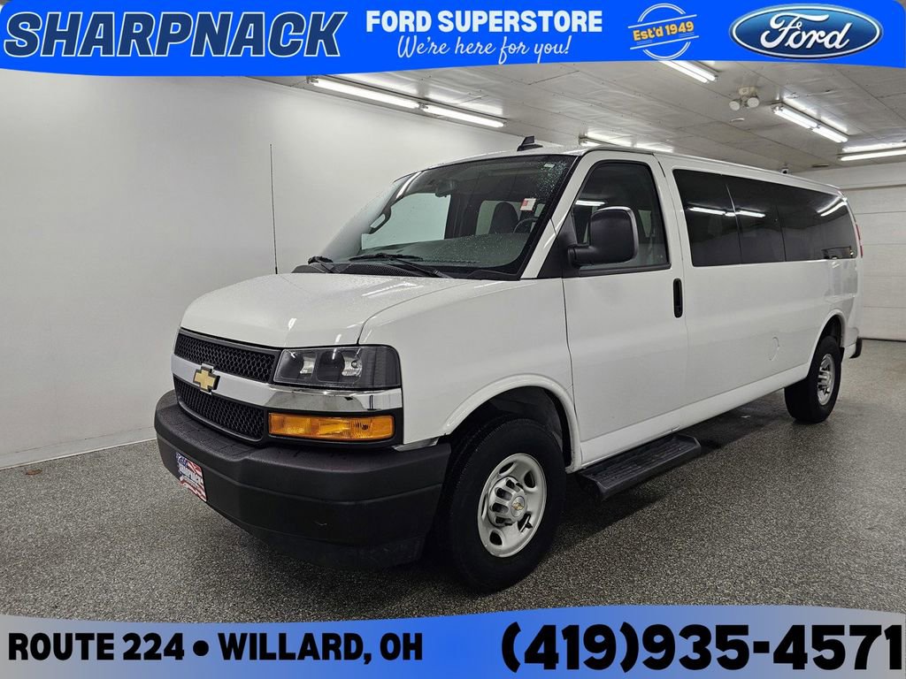 Used 2023 Chevrolet Express 3500 LS RWD image 1