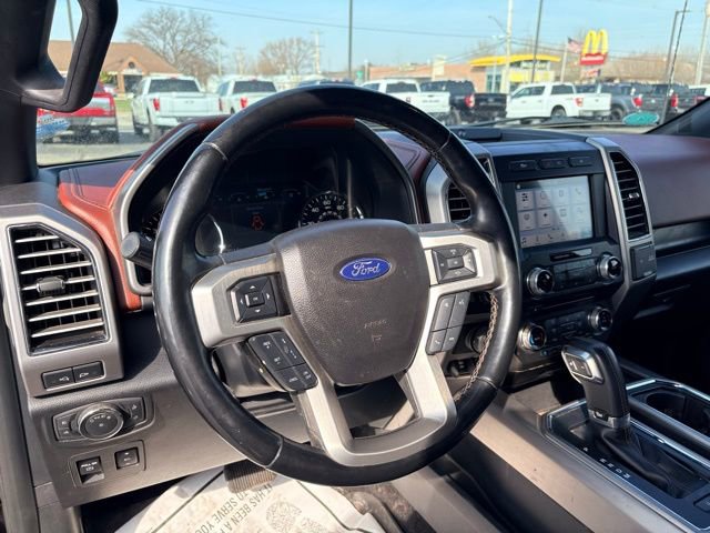 Used 2018 Ford F150 Platinum w/ Equipment Group 701A Luxury image 4