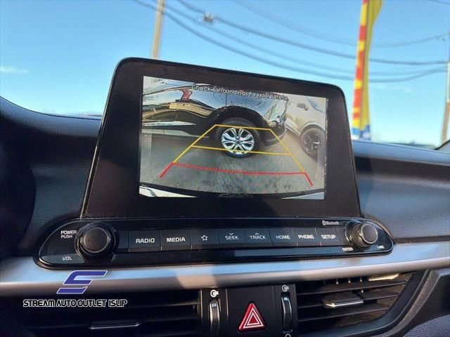 Used 2020 Kia Forte LXS image 28