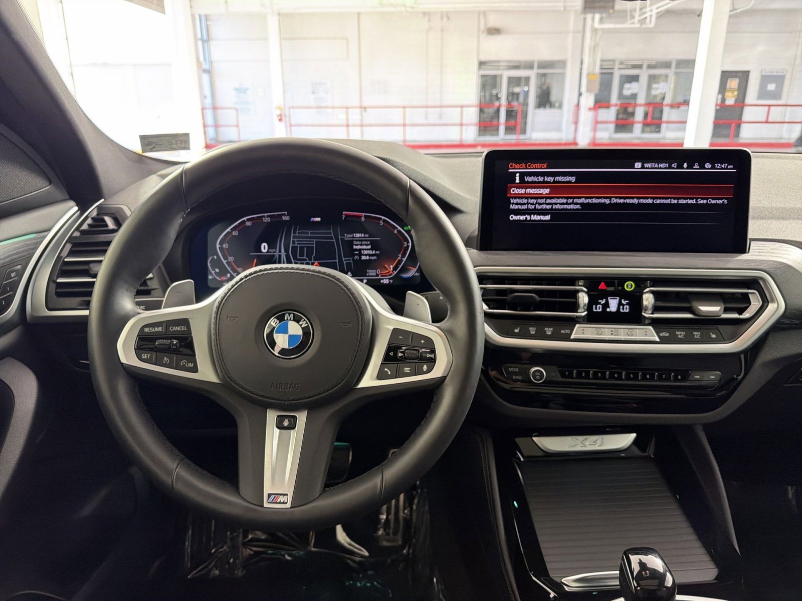 Used 2025 BMW X4 xDrive30i w/ Premium Package image 16