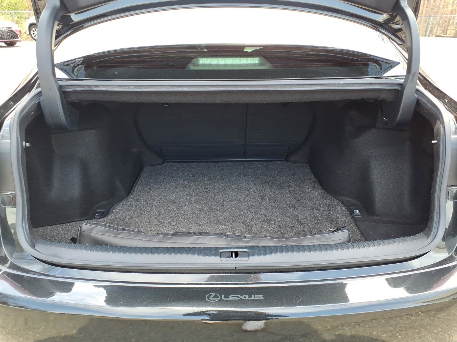 Used 2018 Lexus IS 300 AWD w/ Comfort Package image 20