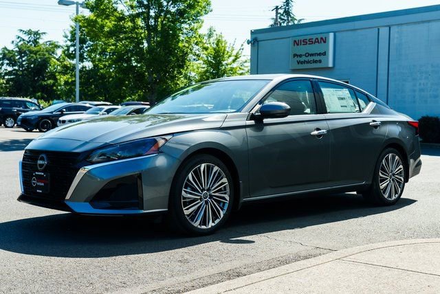 New 2025 Nissan Altima 2.5 SL image 3