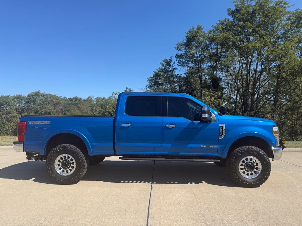 Used 2021 Ford F350 Lariat w/ Tremor Off-Road Package AWD/4WD image 2