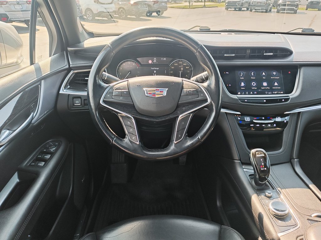 Used 2020 Cadillac XT5 Premium Luxury w/ LPO, Floor Liner Package AWD/4WD image 18