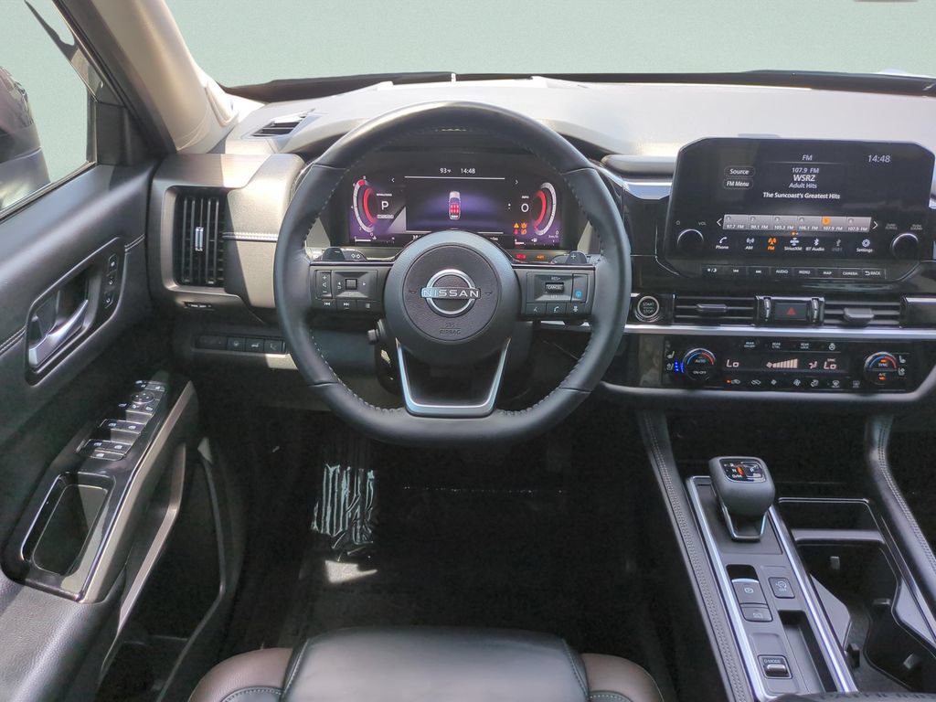 Certified 2022 Nissan Pathfinder Platinum w/ Cargo Package FWD image 12