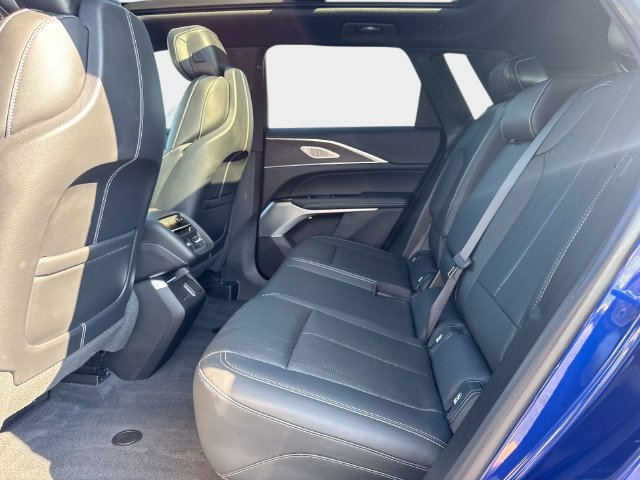 Certified 2024 Cadillac Lyriq Sport AWD/4WD image 11