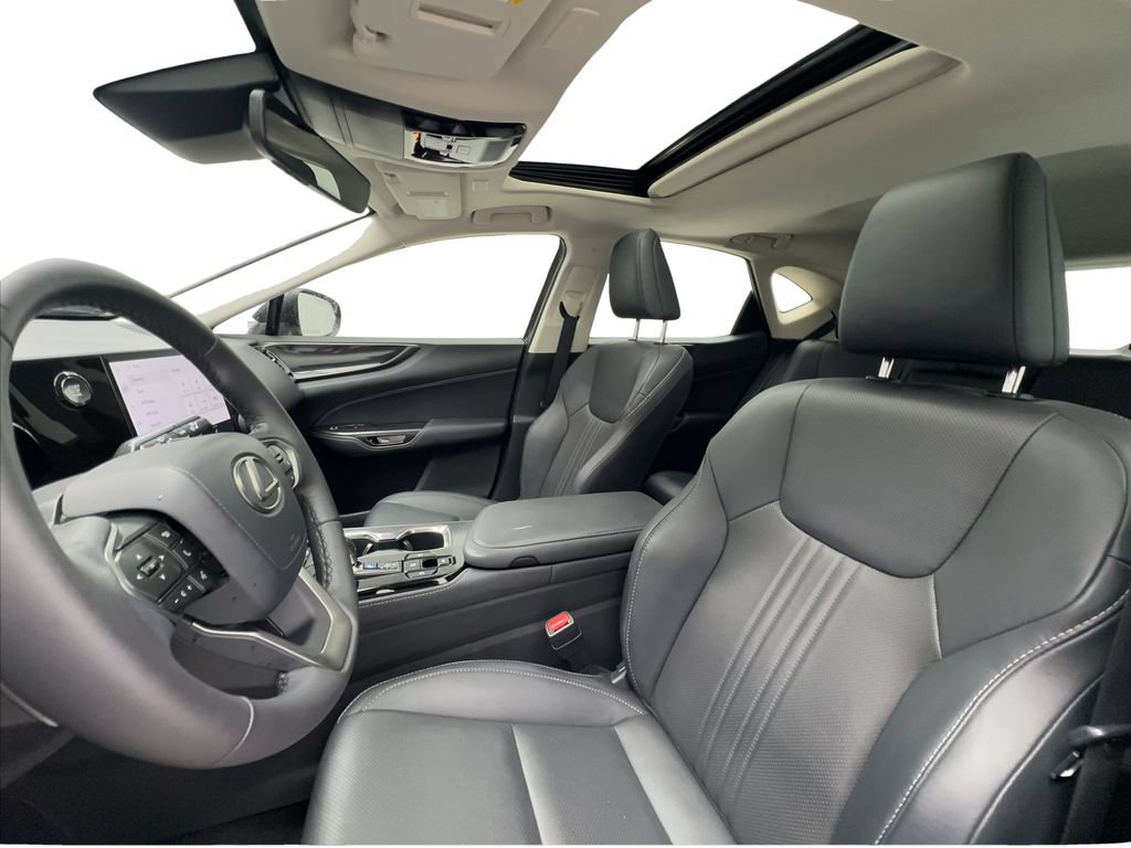 Used 2025 Lexus NX 250 FWD w/ Cold Area Package image 17