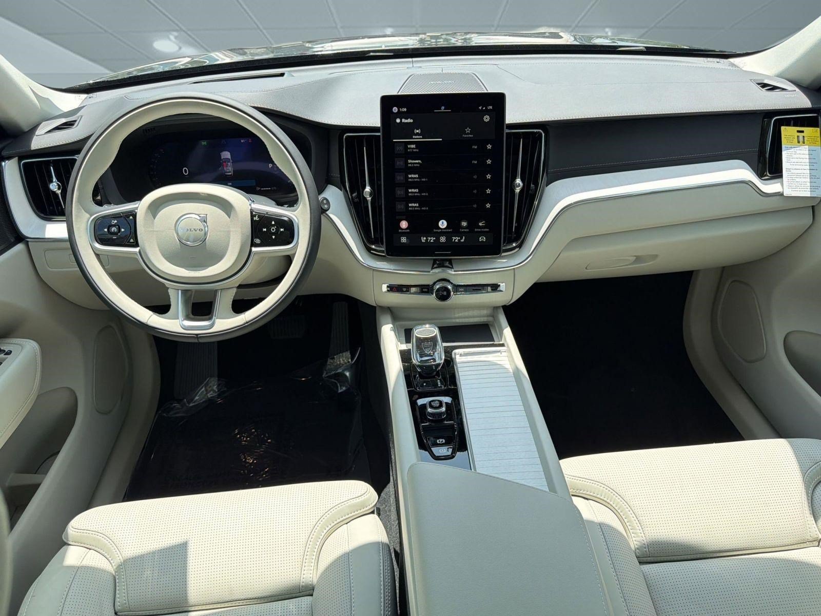 New 2026 Volvo XC60 B5 Ultra w/ Climate Package AWD/4WD image 26
