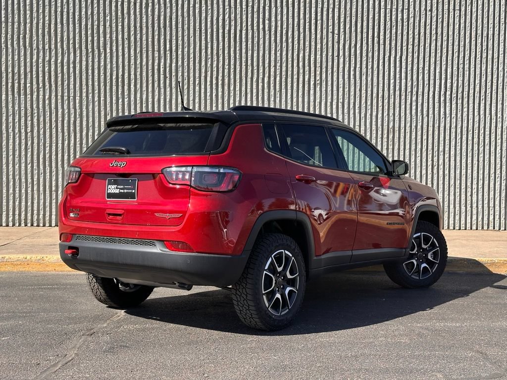 New 2026 Jeep Compass Trailhawk w/ Sun, Sound & Navigation Group AWD/4WD image 5