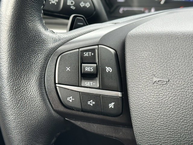 Used 2020 Ford Explorer XLT image 15