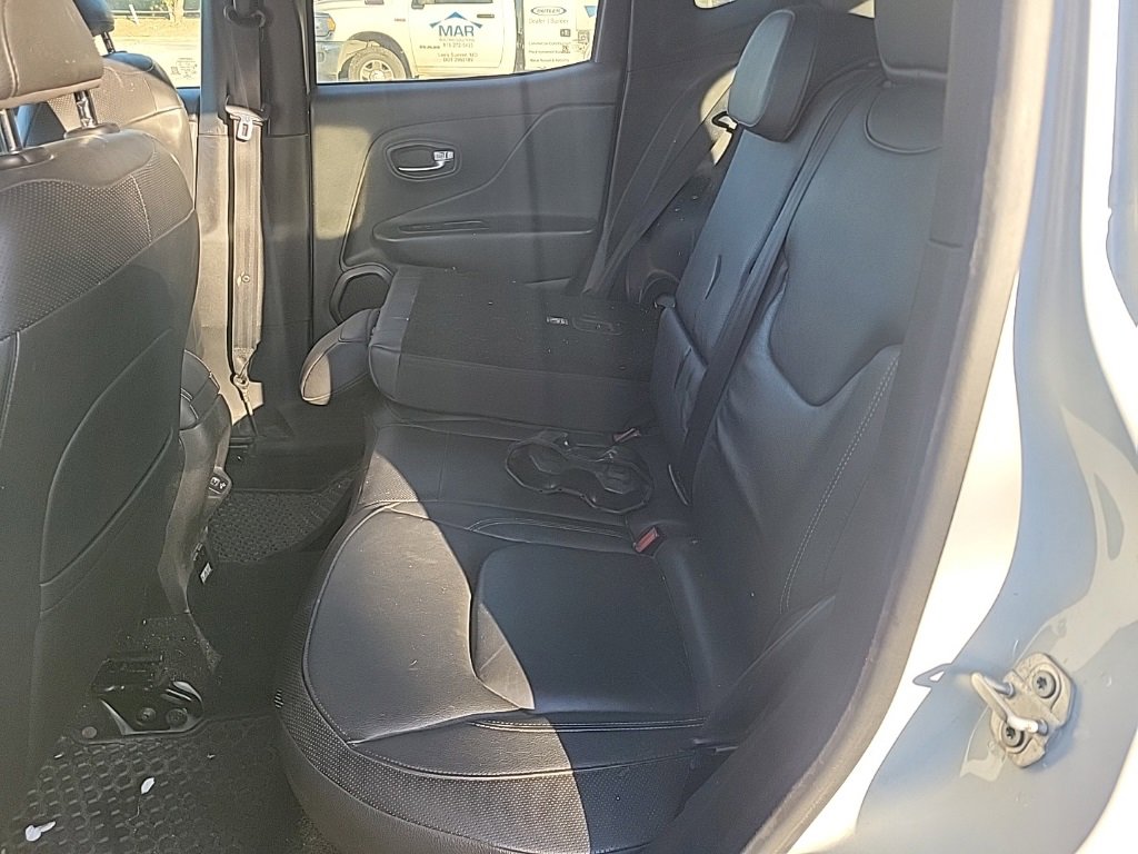 Used 2022 Jeep Renegade Limited image 7