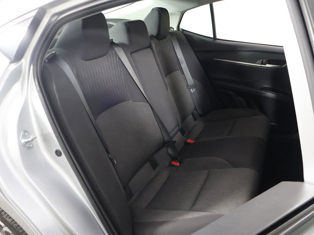 Used 2025 Toyota Camry LE FWD image 28