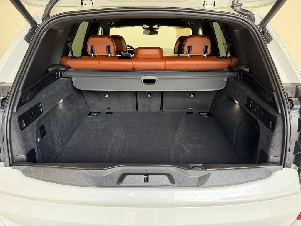 Certified 2024 BMW X5 M60i AWD/4WD image 8