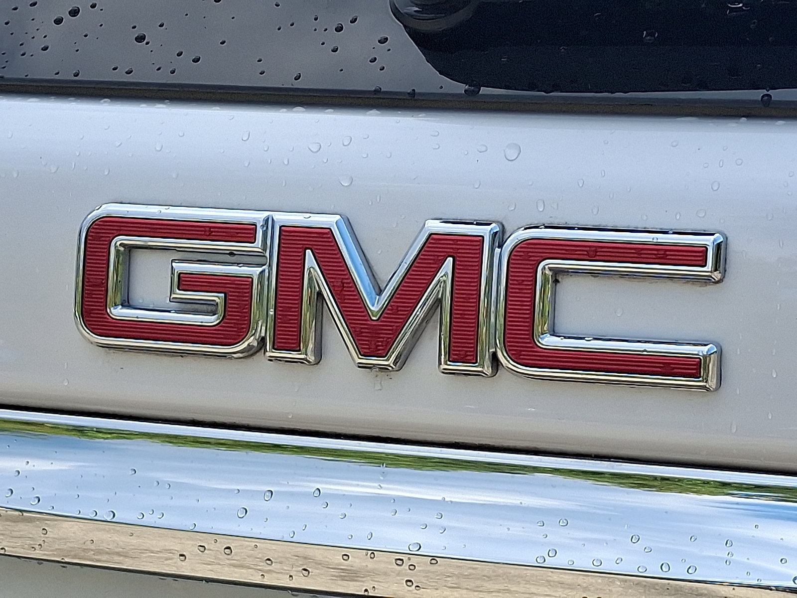 Used 2020 GMC Terrain SLT w/ Preferred Package AWD/4WD image 29