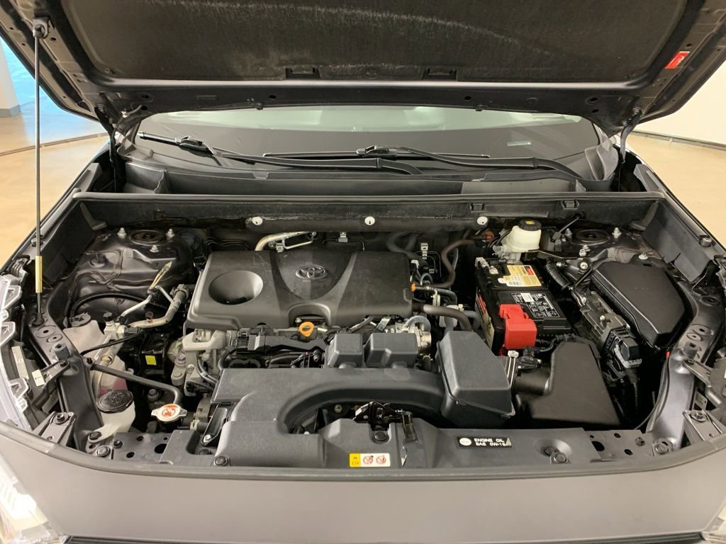 Used 2024 Toyota RAV4 LE image 40