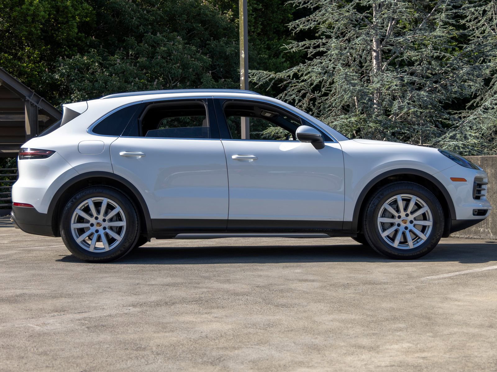 Certified 2021 Porsche Cayenne S AWD/4WD image 12