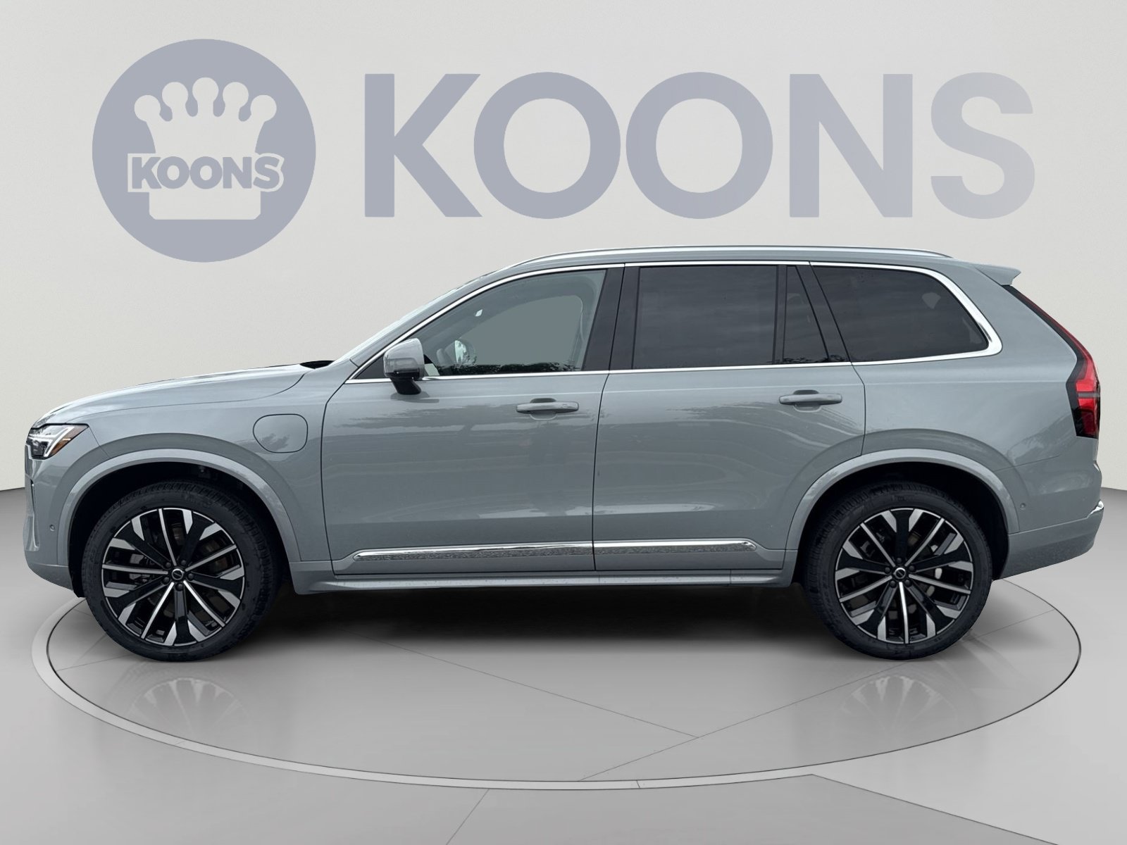 New 2026 Volvo XC90 T8 Ultra w/ Protection Package AWD/4WD image 2