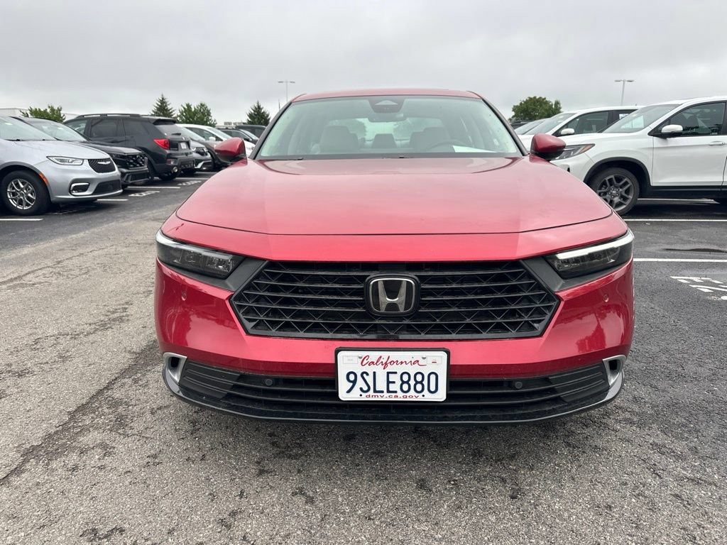 Used 2025 Honda Accord Touring image 2