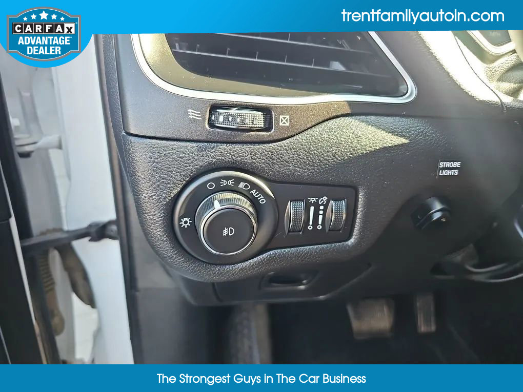 Used 2020 Jeep Cherokee Trailhawk image 26
