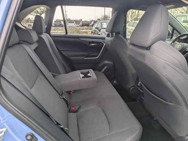Used 2024 Toyota RAV4 SE image 29