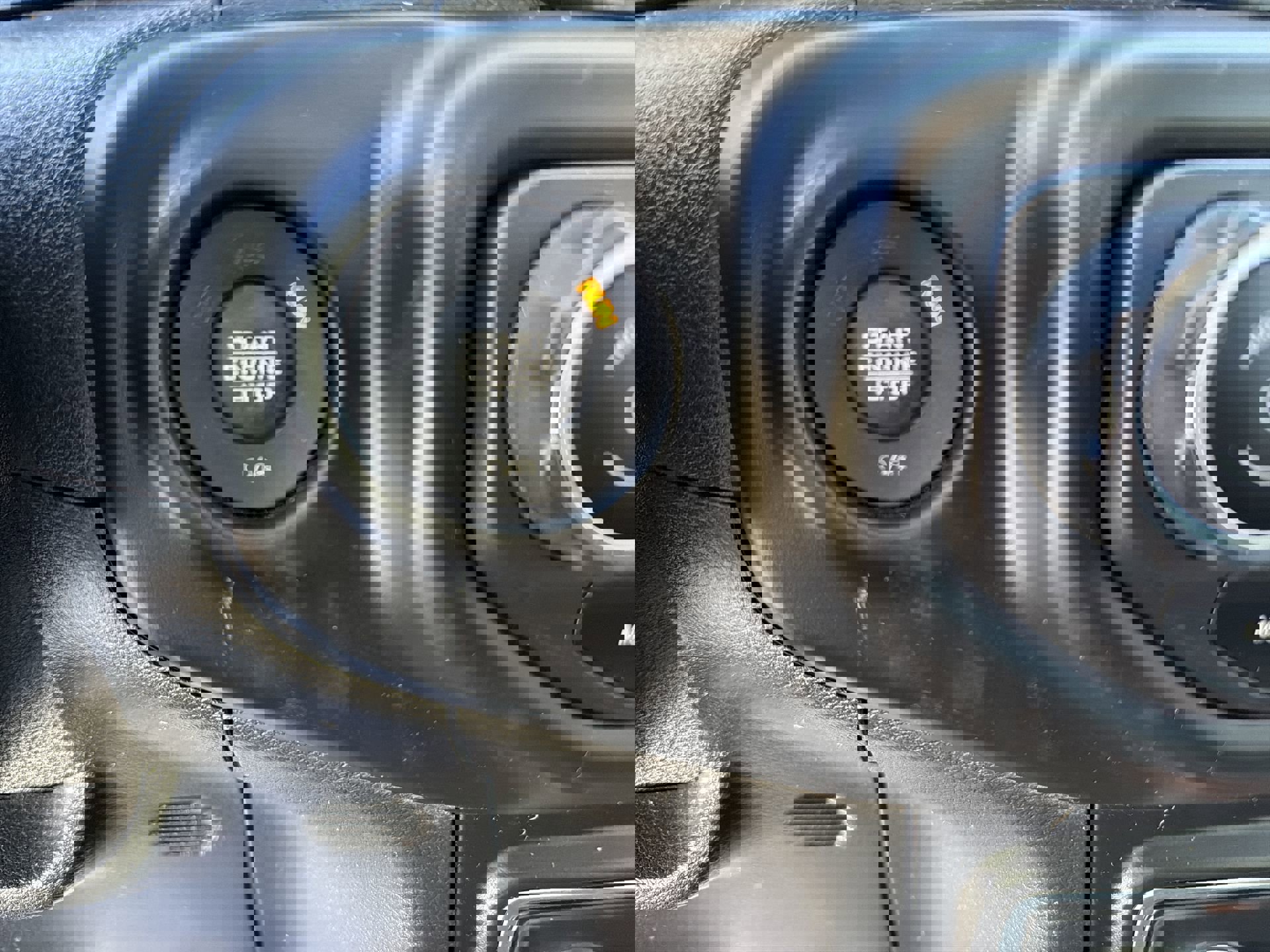 Used 2021 Jeep Gladiator Overland w/ Popular Equipment Package image 23