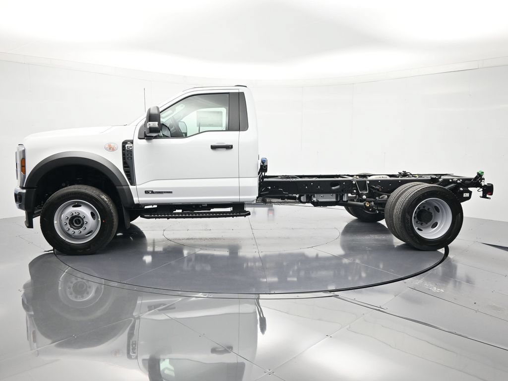 New 2026 Ford F600 4x4 Regular Cab Super Duty w/ XL Chrome Package image 8