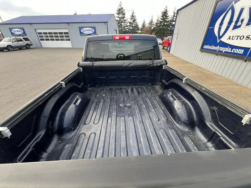 Used 2014 RAM 1500 ST w/ SXT Appearance Group AWD/4WD image 15