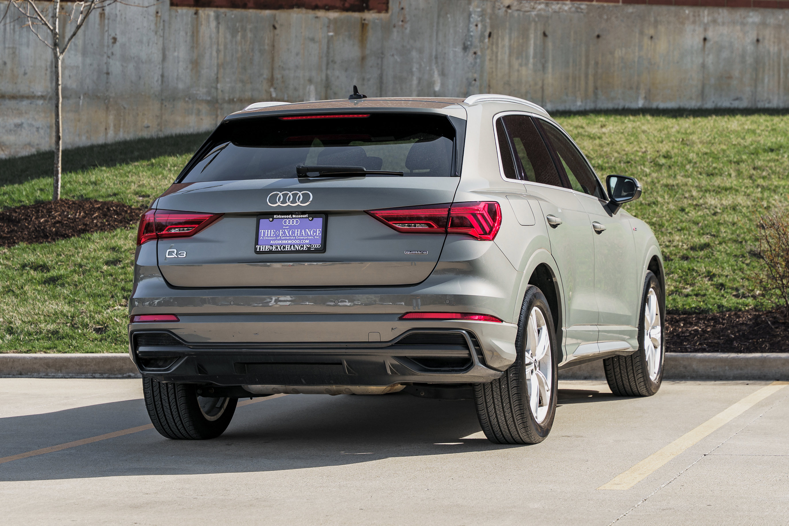 Used 2022 Audi Q3 2.0T Premium Plus image 4