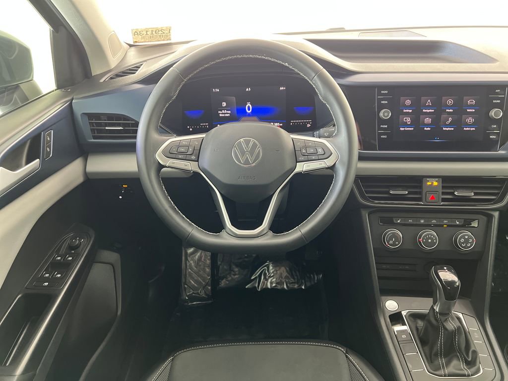 Used 2022 Volkswagen Taos SE image 15