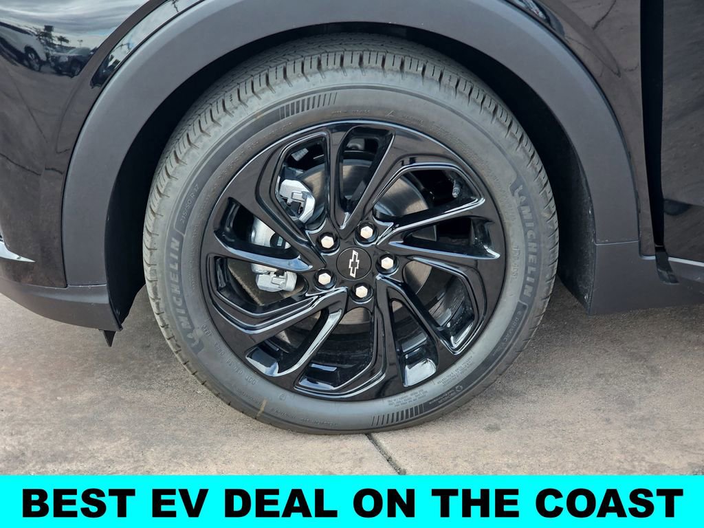 New 2027 Chevrolet Bolt RS w/ Technology Package FWD image 35