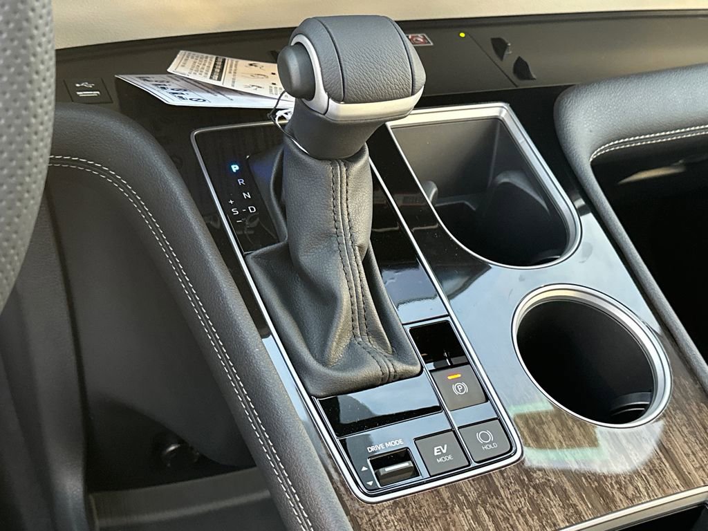New 2026 Toyota Sienna Platinum image 29