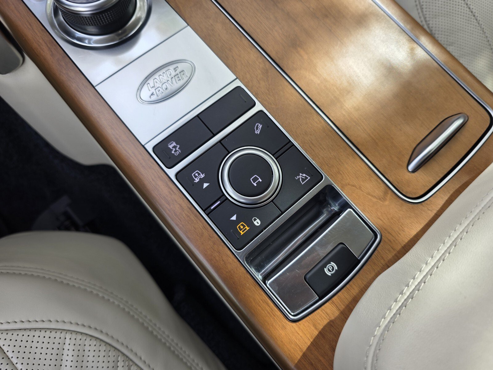 Certified 2022 Land Rover Range Rover Westminster Edition AWD/4WD image 23