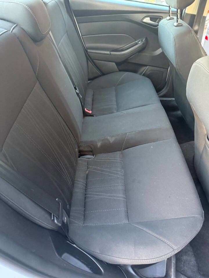 Used 2018 Ford Focus SE image 10
