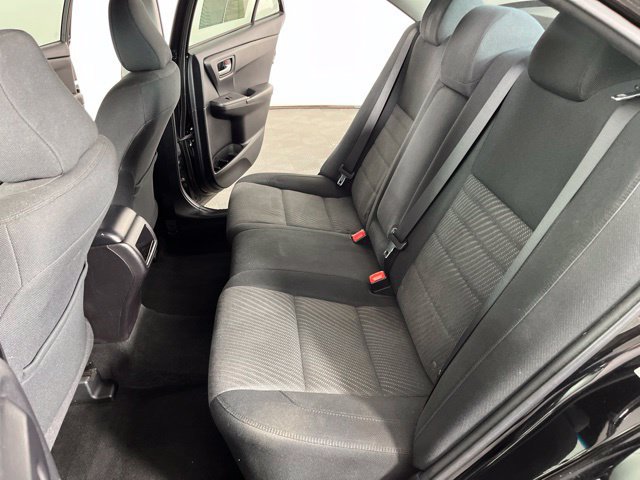 Used 2017 Toyota Camry LE FWD image 41