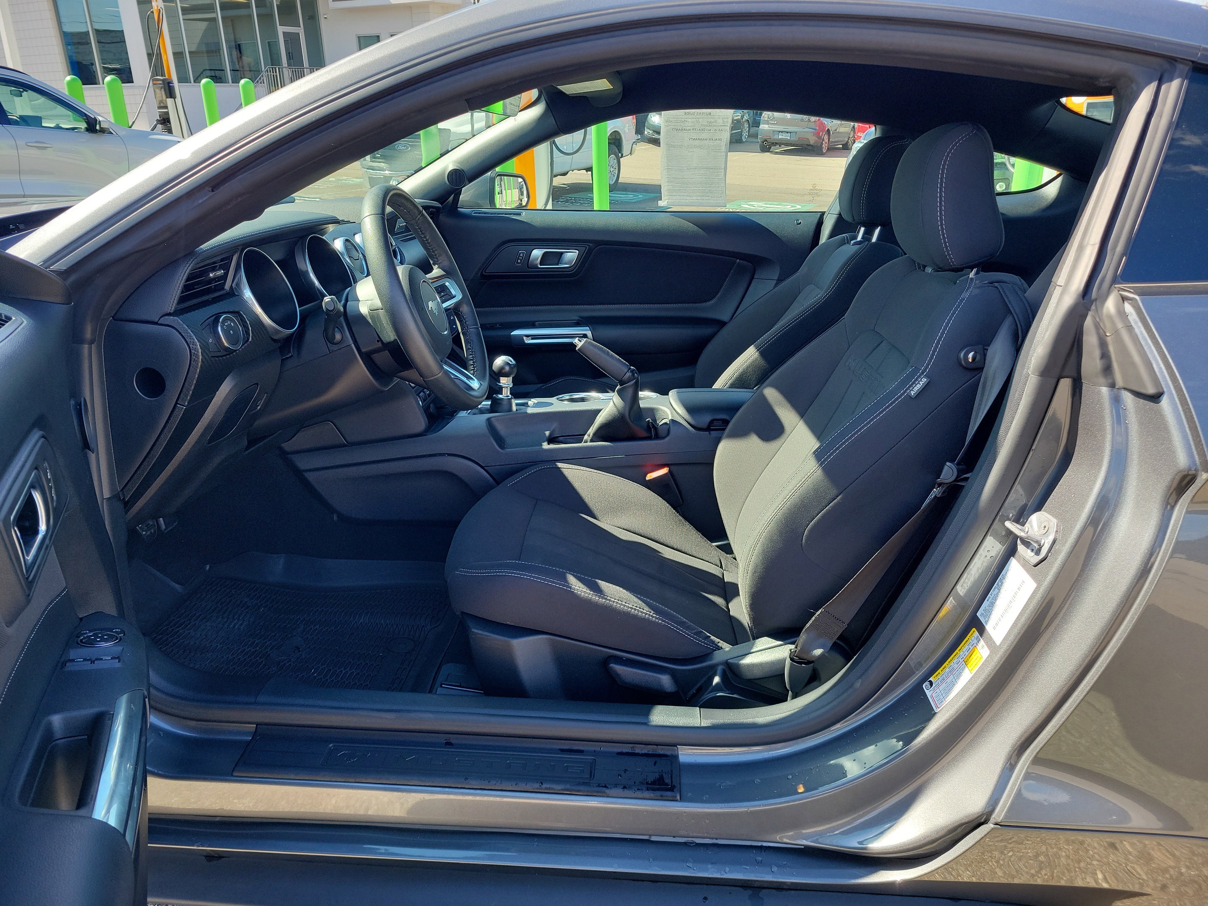 Used 2022 Ford Mustang EcoBoost image 13