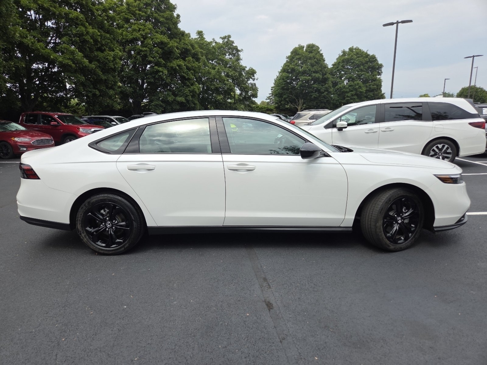 Used 2025 Honda Accord SE image 21