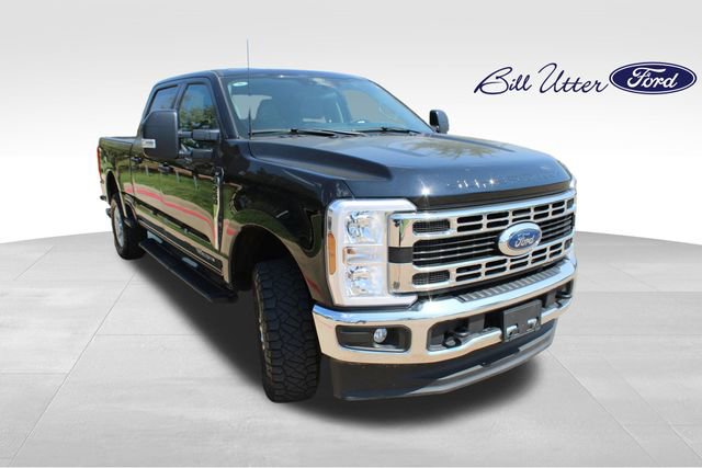 Certified 2024 Ford F250 XLT image 3