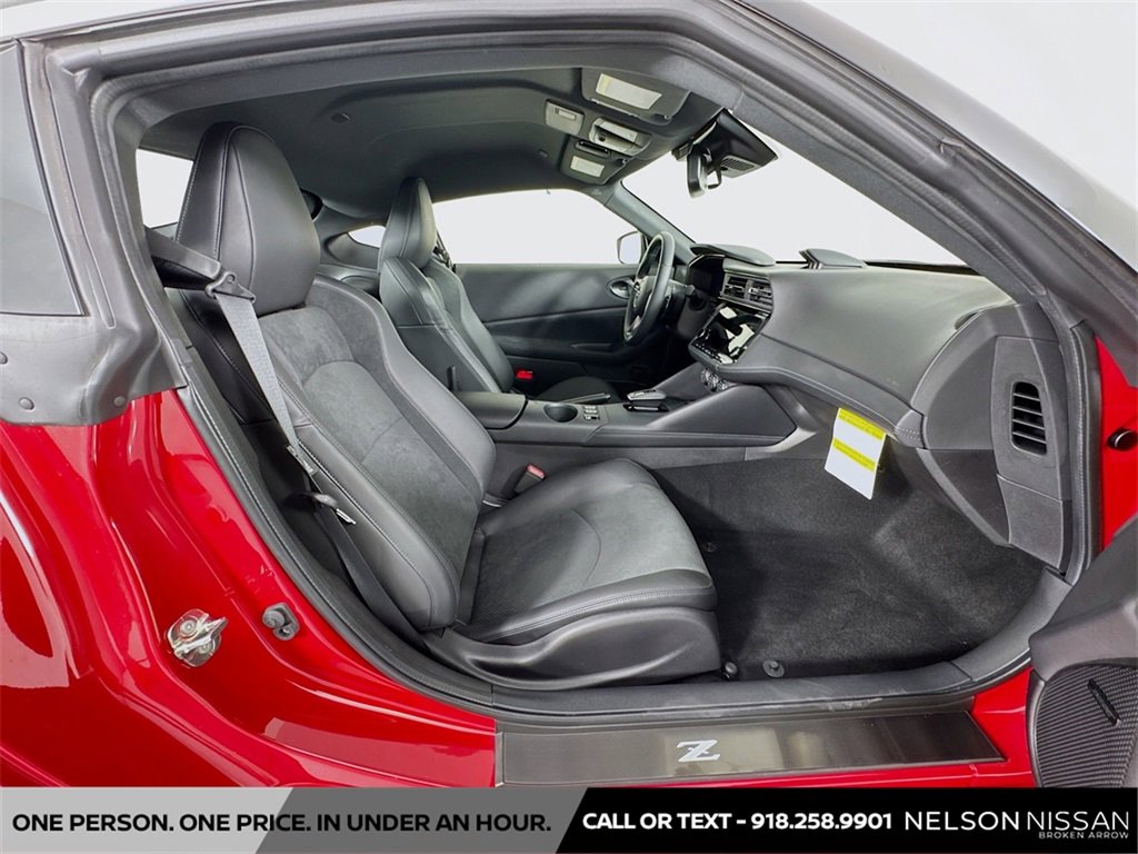 New 2025 Nissan Z Performance w/ Floor Mat Package image 26