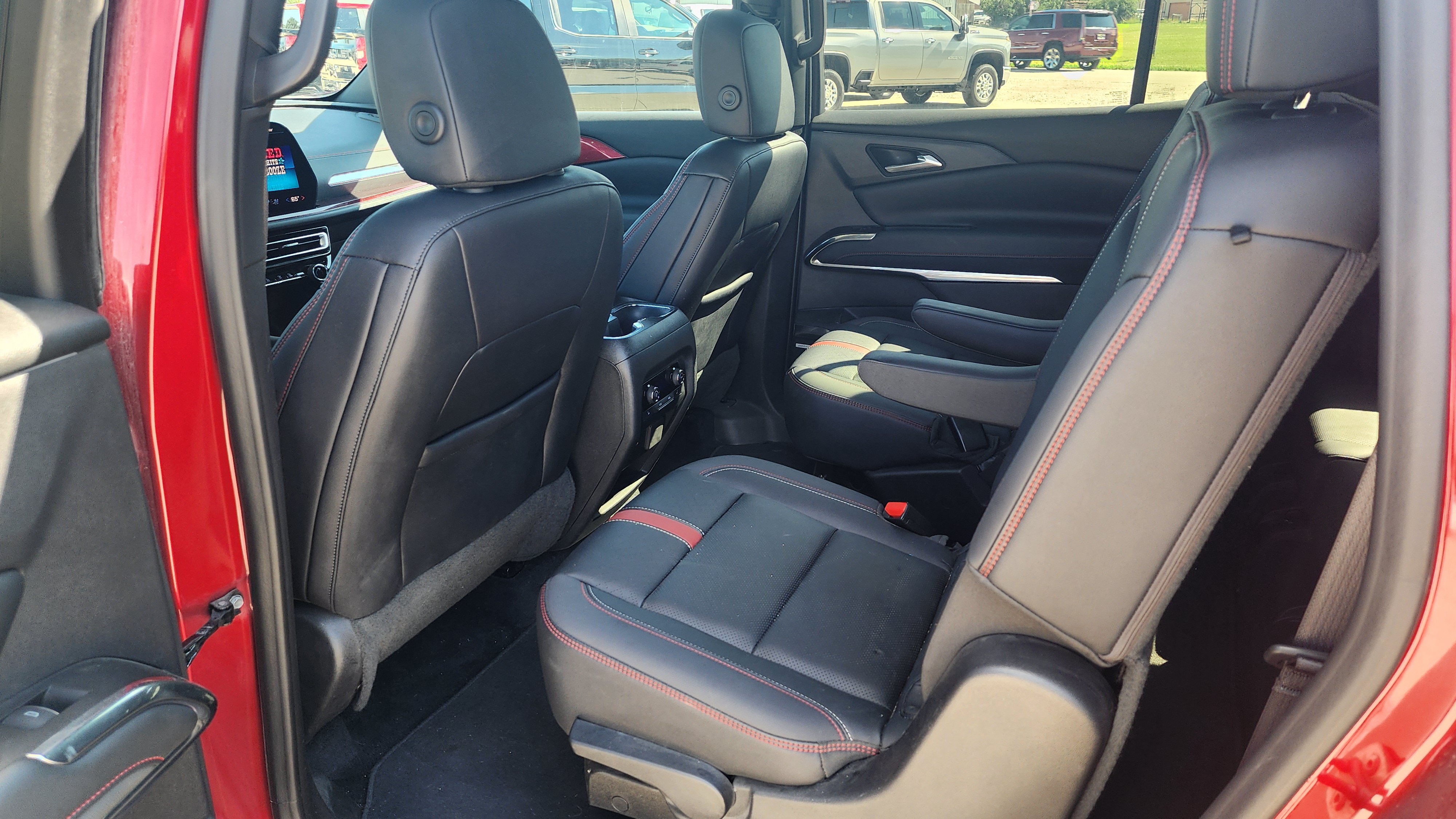 Certified 2024 Chevrolet Traverse RS AWD/4WD image 9