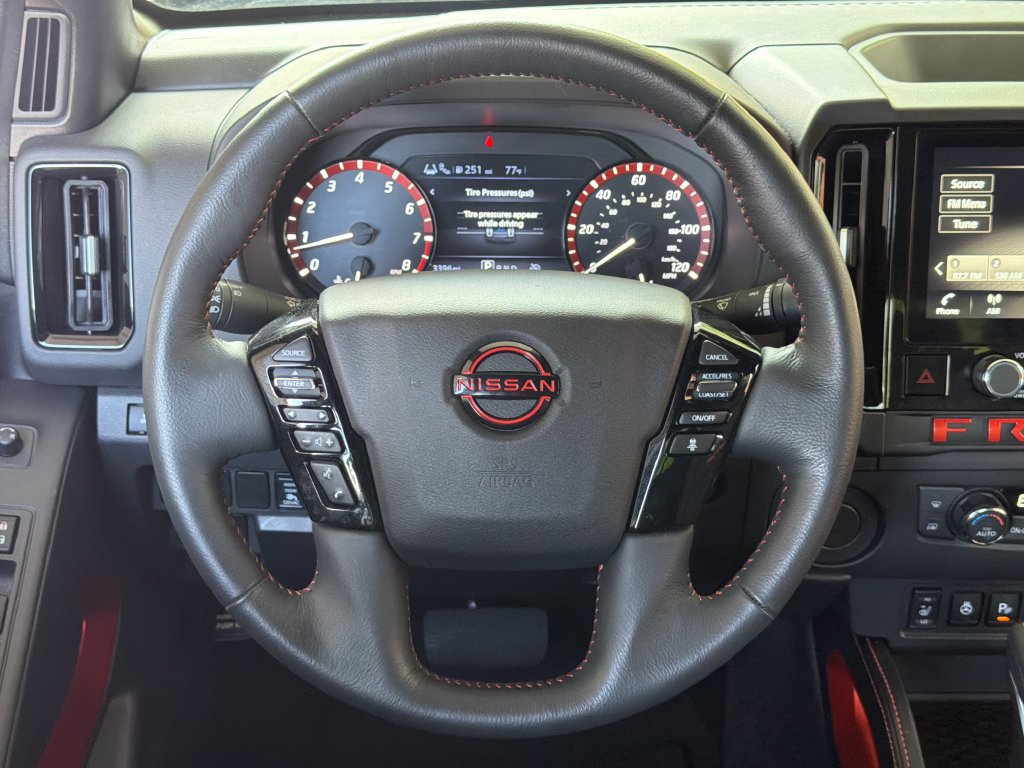 Used 2026 Nissan Frontier Pro-X w/ Pro-X Convenience Package RWD image 4