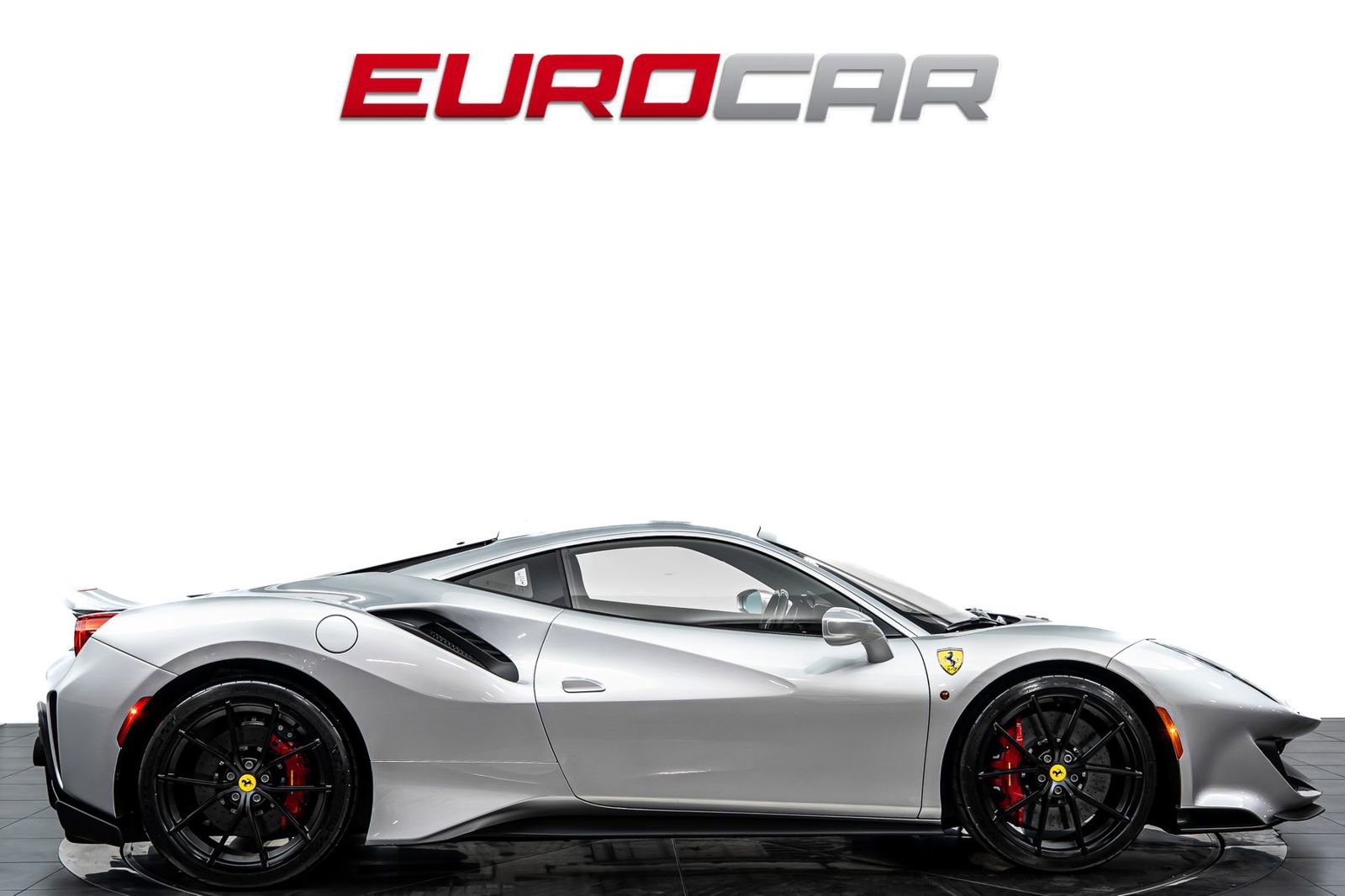 Used 2020 Ferrari 488 Pista *HUGE CARBON INTERIOR OPTIONS image 6