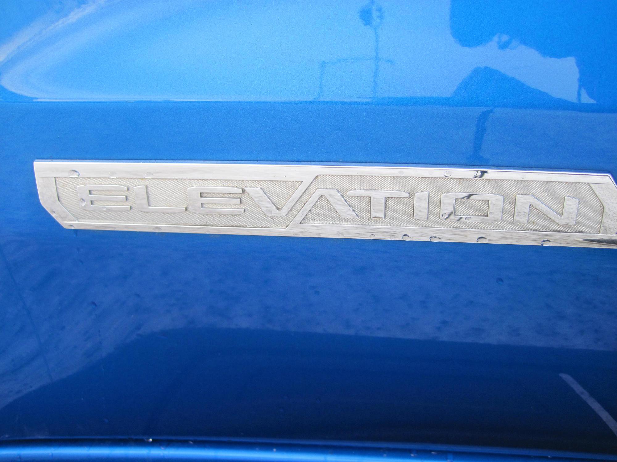 Used 2023 GMC Sierra 1500 Elevation image 9