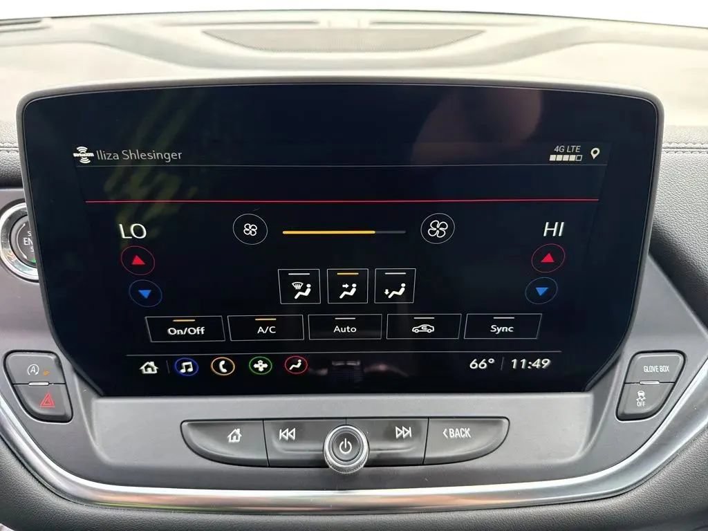 Used 2024 Chevrolet Blazer LT w/ Convenience Package FWD image 21